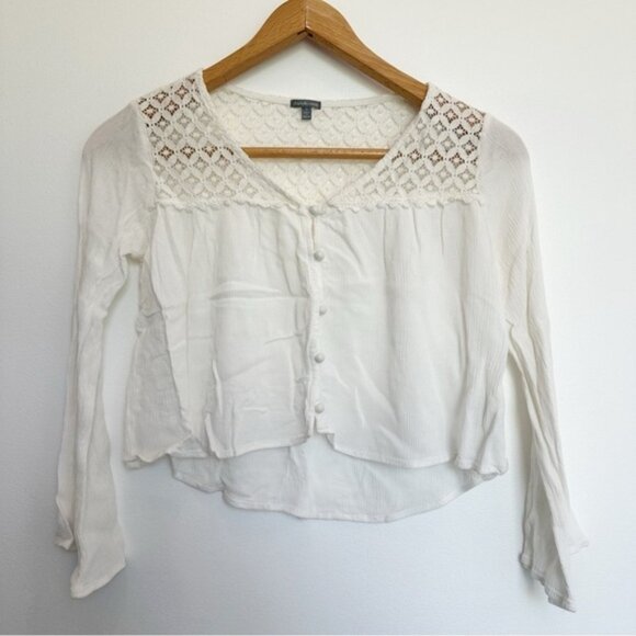 Charlotte Russe Peasant Blouse Top Shirt White Small Button Up Flowy Bell Sleeve - Picture 1 of 6